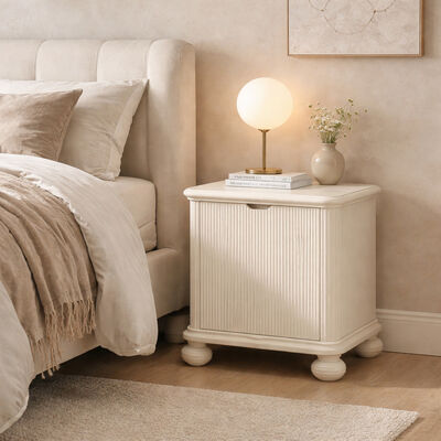 Cream White Fluted Bedside Cabinet with Storage Shelf – Vintage Style Solid Wood & Plywood & Veneer Nightstand 52×42×61 cm
